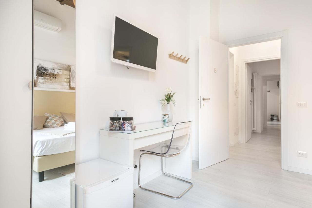 White Ostilia Guesthouse Roma Exterior foto